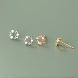 Small Wreath Stud Earrings - ECZ031