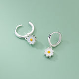 Daisy Flower Huggie earrings-SH061