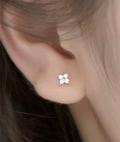 Small 4 Petals Flower Screw Backs Studs Earrings - ESB019